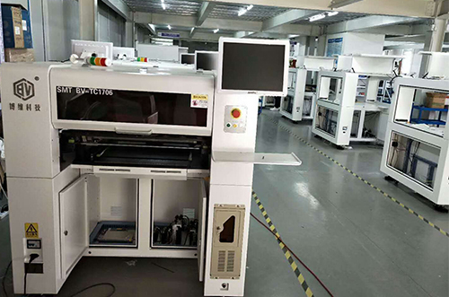 溫州客戶SMT設(shè)備專車送貨，貨到上門安裝調(diào)試