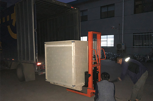 永州客戶SMT設(shè)備專車送貨，貨到上門安裝調(diào)試